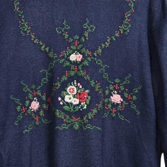 Vintage Hand Embroidered Floral Navy Blue Ribbed Knit Sweater Women's Small - Picture 4 of 5